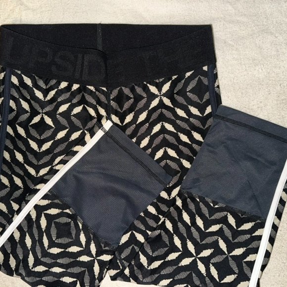 The Upside Women's leggings, Phoenix, 6 - Picture 4 of 4